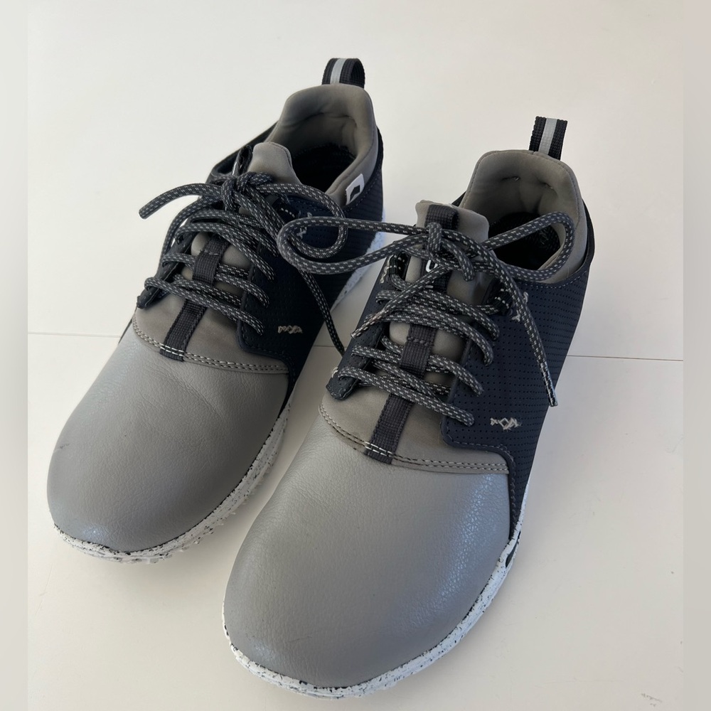 TRUE Linkswear TRUE Original 1.2 Nine Iron Grey Lace-Up Spikeless Golf Shoes‎